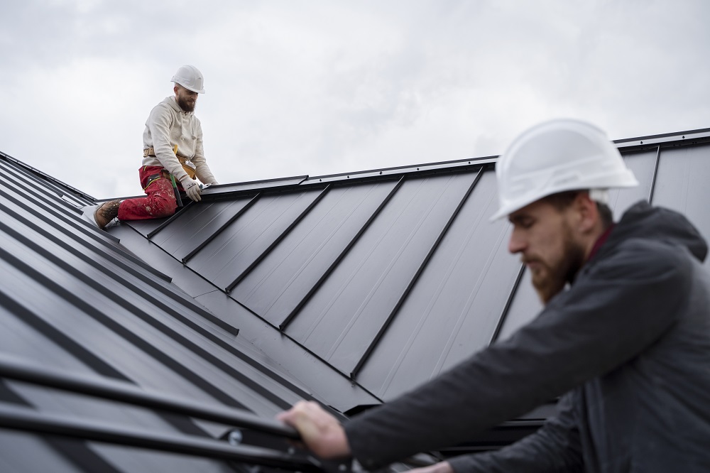 Tips for Hiring and Managing a Successful Roofing Team image